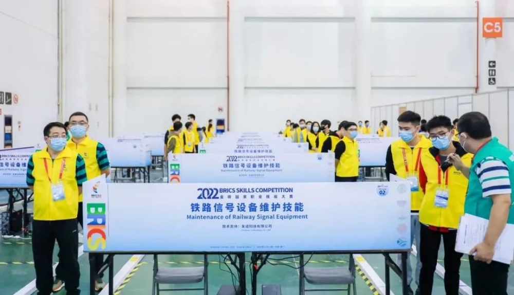 微信图片_20221117111835.jpg 微信图片_20221117111835.jpg