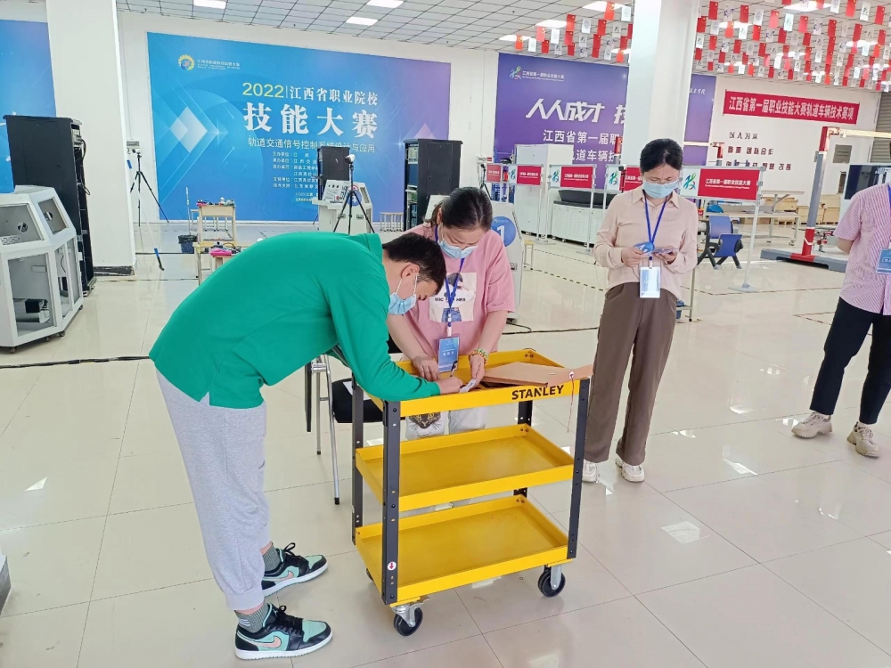 图片11.jpg 图片11.jpg